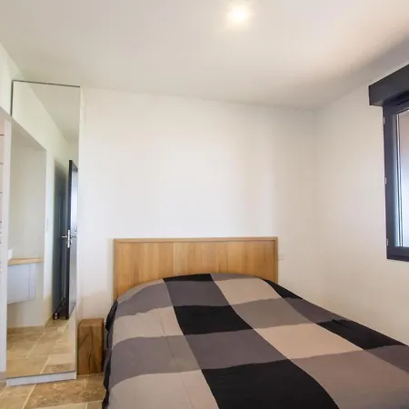 Maison Moderne Au Coeur Du Perigord Avec Animaux Admis - Fr-1-616-337 *