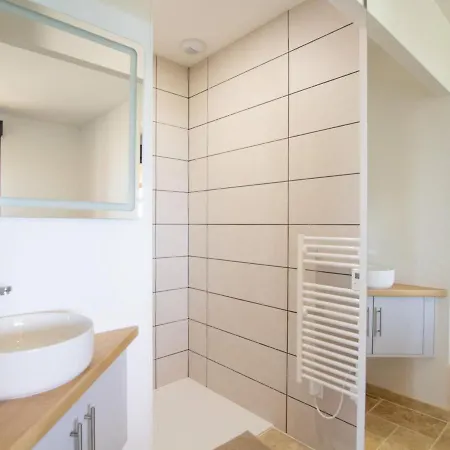 Maison Moderne Au Coeur Du Perigord Avec Animaux Admis - Fr-1-616-337 *